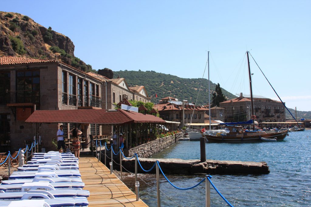 assos ekonomik tatil